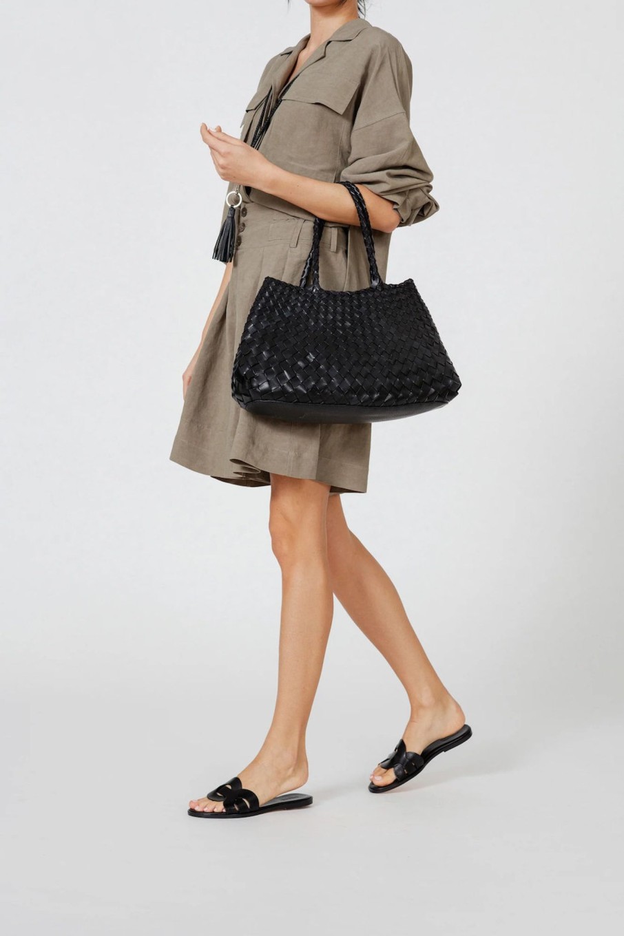 Wear Dragon Diffusion | Dragon Diffusion Croce Woven Leather Basket Bag, Large/Black | Mellow