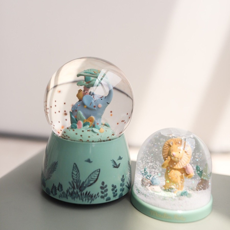 Interior Moulin Roty | Moulin Roty Sous Mon Baobab Paprika Lion Snow Globe | Mellow